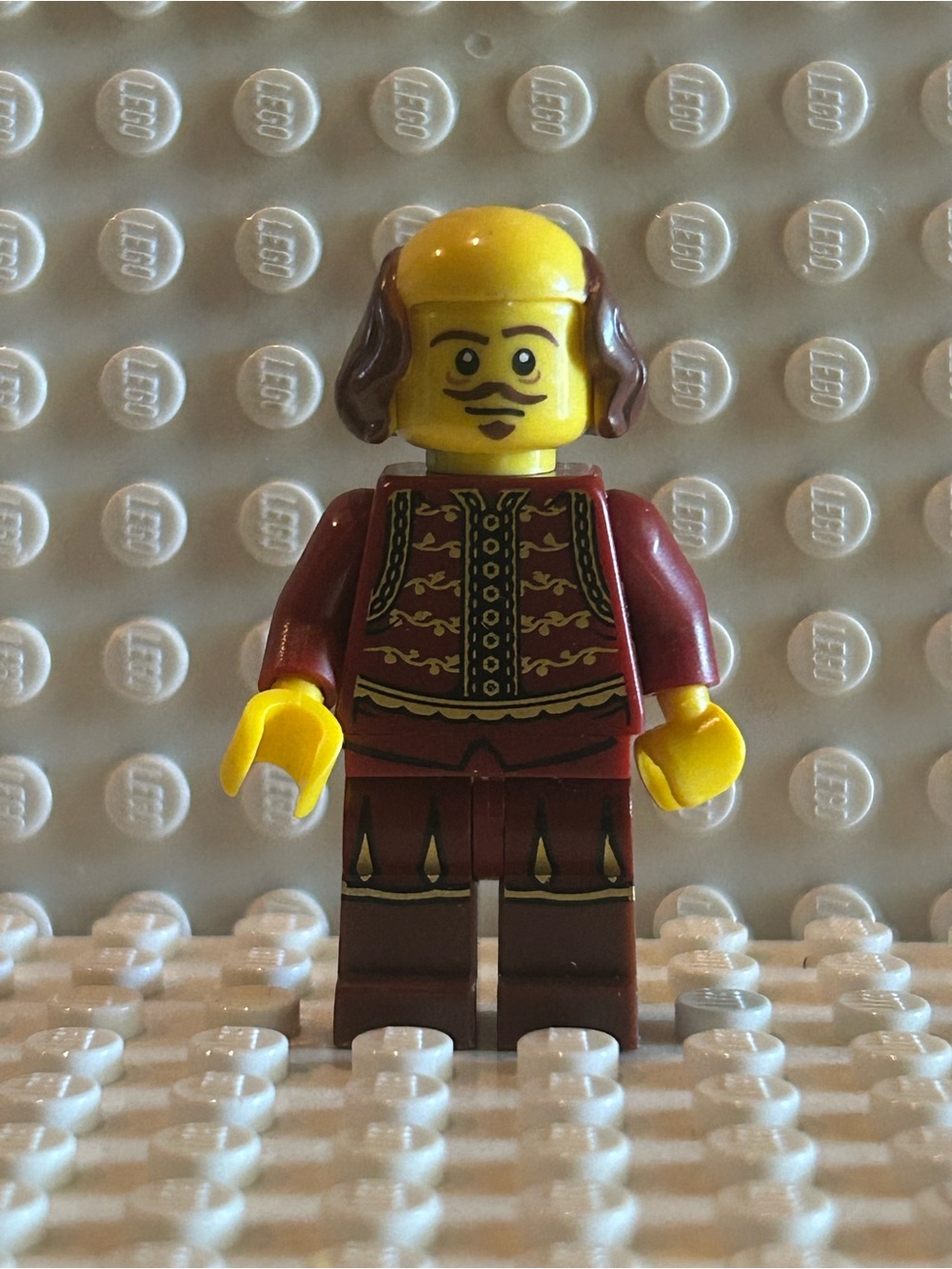 LEGO William Shakespeare Minifigure (tlm008)
#lego #minifigure
